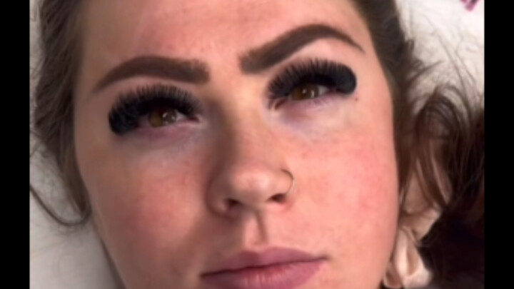 I'm using my ugly phone case to prank my customers.