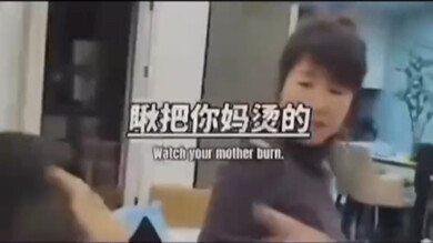 一个埋珠峰顶，一个葬马里亚纳海沟！