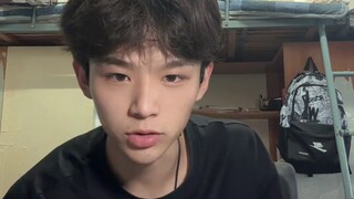 帅气安徽男大宿舍被偷家？想与他亲嘴的通讯录和直女评论爆棚！