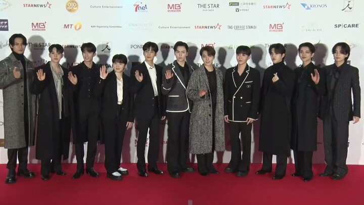 221213 سيفينتين 2022AAA السجادة الحمراء المحطة الصفرية