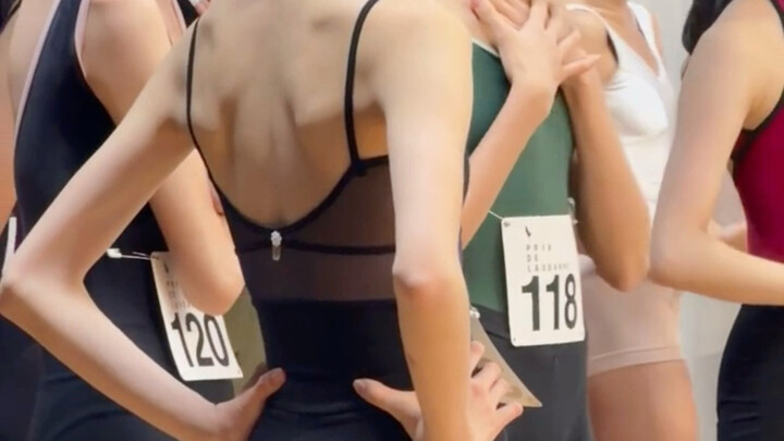 การฝึกสอบศิลปะเต้นรำ