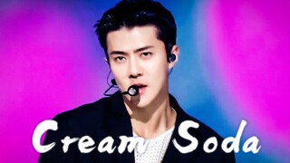 ดวงตาของเขาดุดัน เขามีความมั่นใจมาก