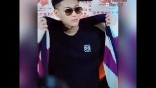 bên ngoài đẹp zai bên trong nhìu tìn