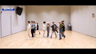 Đội hình nhảy kiếm là lãnh địa tuyệt đối của seventeen, đừng quá yêu thích bố cục lớn nhé