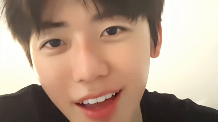 แทนแฟนตูดเหม็นหน่อย