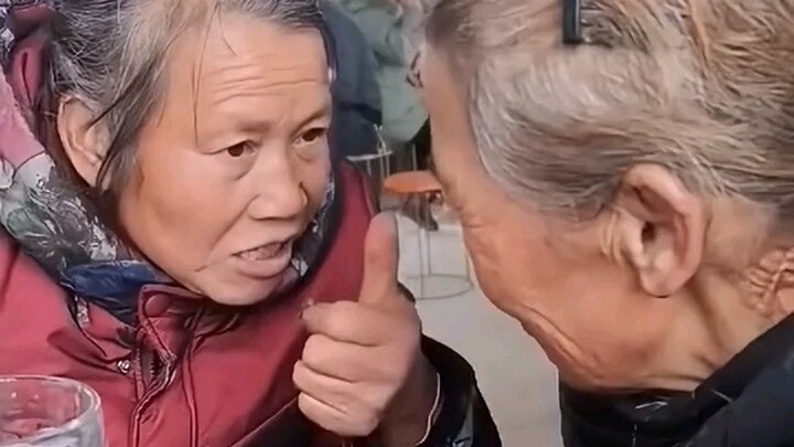 Liên kết liền mạch, hoàn toàn không có cảm giác lạc lõng!