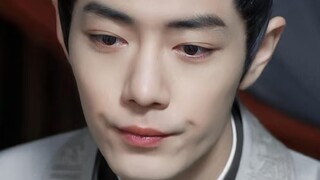 ฮามาก! นิสัยร้ายกาจของเขายังคงไม่สั่นคลอนทั้งบนจอและนอกจอ ไม่แปลกใจเลยที่พ่อแม่ของเขาเล่นบทนี้มาตั้ง