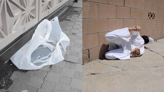 一个模仿塑料袋的男人，意外火遍全网