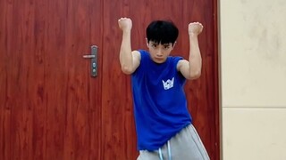 【动态视频】《真的从5月到现在录了很多遍》《泮泮老师我尽力了[泪目]》《还是发一镜到底吧，有点诚意》