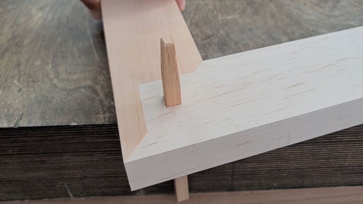 No nails all the way! Clever use of mortise and tenon to design mitered planks【Woodworking】