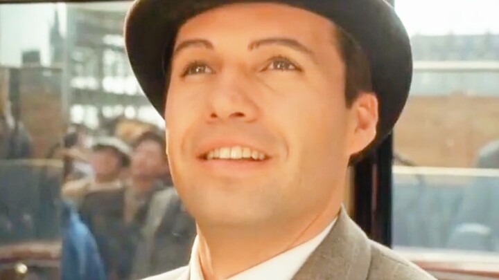 “Tại sao ngày càng có nhiều người bắt đầu đồng cảm với Cal trong phim Titanic?”