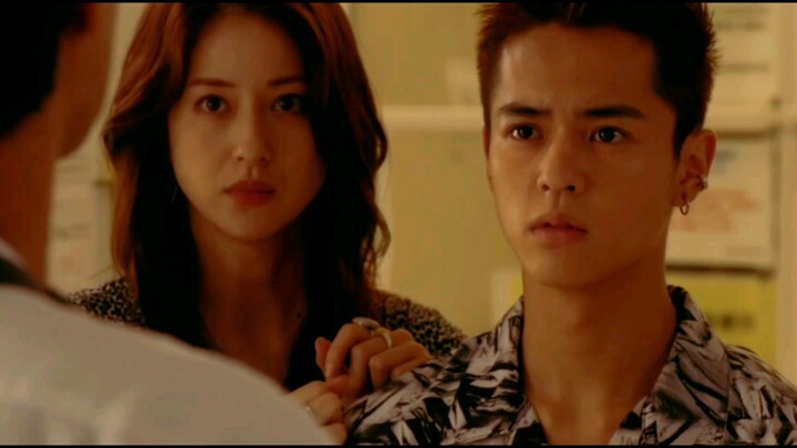 Zi-O: When did I have a mother! ? 😡😡😏Decade: Aren’t you the Demon Sealing Zi-O! ? 😡Where did you get