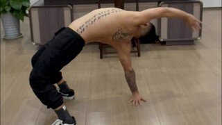 35岁，确实有点折磨自己的味道 越来越多的人说不要练了，练不出来的，但是倔强的性格改不了，决定要做的事情，义无返顾勇往直前，人生能做自己喜欢的事情就该知足了