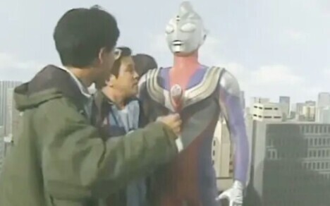 The story behind the Ultraman shooting The leather case actors are very dedicated!