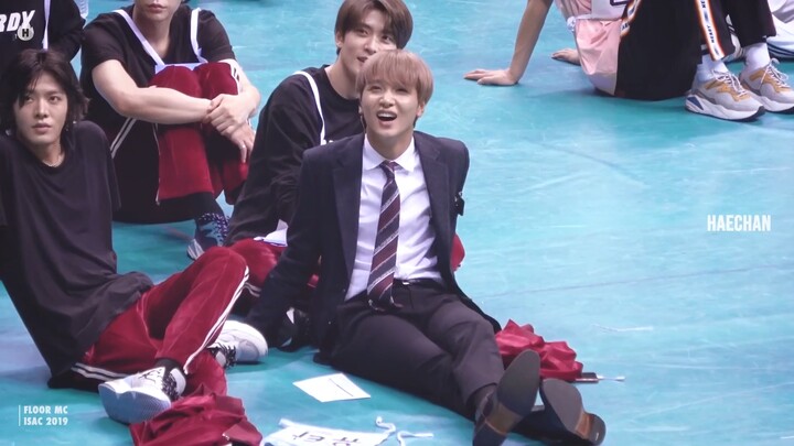 [Li Kaichan] Li Kaichan, how are your legs SOOOO long?!