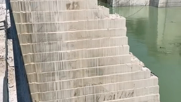 Throw a Stone into the Water