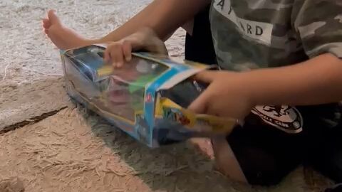 di belikan mainan tayo