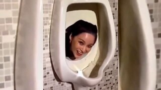 หัวเธอติดอยู่?