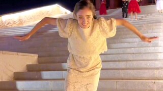 A Tajik girl improvised an eagle dance! Netizens praised her beauty and charm in every move!