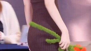 Chaewon cute body