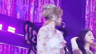 [Song Yuqi] Liệu chân của Queencard Chụp dọc bằng một cú nhấp chuột Dress Up 163 có thể dài và thẳng