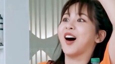 Yang Zi's funny female character will never fall! The main feature is a close face and a big equal t