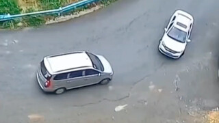 你退半步的动作认真的吗