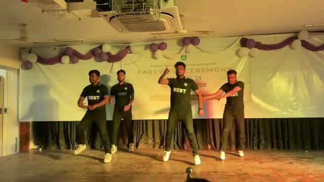 আমরা কেউই নাচ পারিনা। তারপরও স্টেজে উঠেছি শুধু মাএ মজা করার জন্য