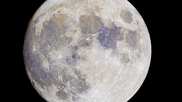 When you shoot the moon with a one-meter focal length, you get...