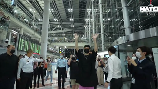 แจ็คสัน หวัง เดินทางมาถึงเมืองไทยแล้ว   𝐓𝐇𝐄 𝐌𝐀𝐓𝐂𝐇