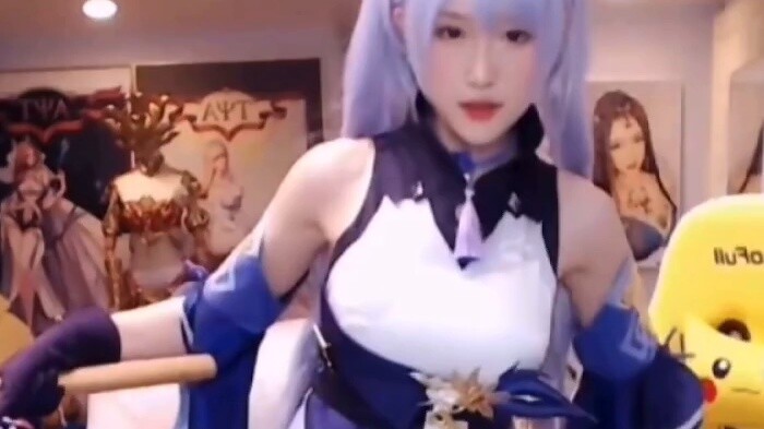 The rotten group cos Genshin Impact three times, and was seriously warned by the super tube once
