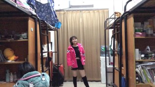 【Bunga Salala】Mengenakan baju merah besar yang cantik, rutinitas sehari-hari sambil berlatih dan ber