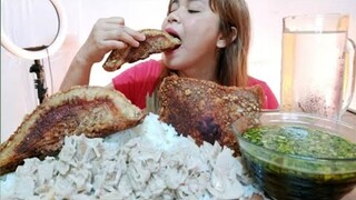 CRISPY PORK JAW  AND GINATAANG LANGKA MUKBANG