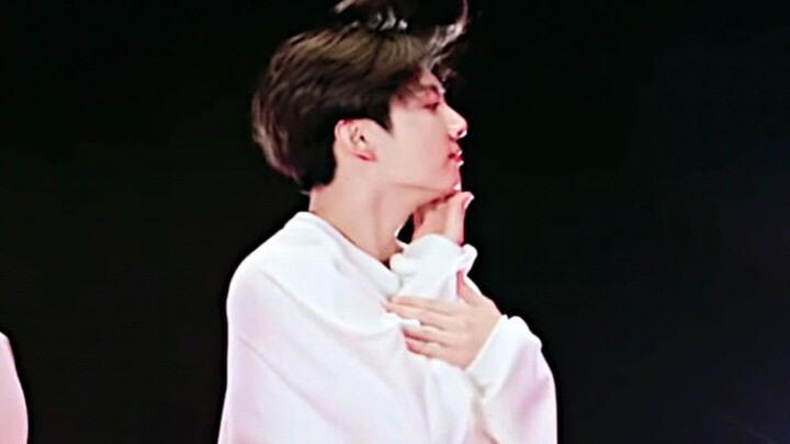 [تصوير مباشر لجونغكوك بتقنية 4K] نسخة رقص خاصة من BUTTER 3J | مشاهدة رقص جونغكوك ممتعة حقًا