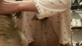 Làm con mèo con bối rối luôn!