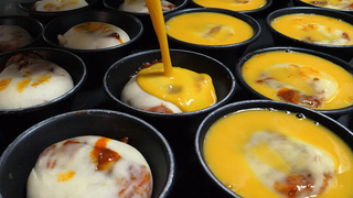 Gangneung Jjamppong Bread ร้านกินแถว / ขนมปังไข่ชีสสไปซี่ - อาหารข้างทางเกาหลี