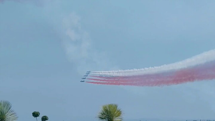 3 colore air show in Italy