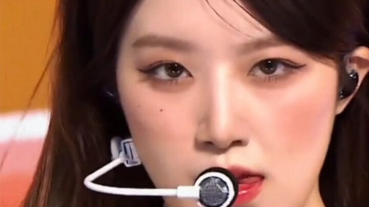 ดูออกว่าเย่ซูฮวาเบื่อจริงๆ ไม่เหมือนแกล้งทำเลย