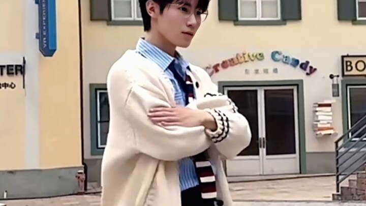 【تشانغ جين يوان】لقطات من كواليس تصوير تحدي رقصة «Fate» 240331