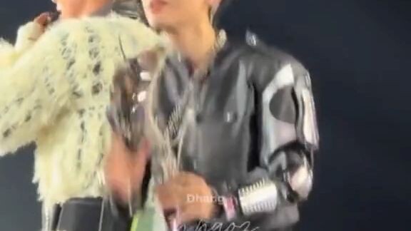 bé sói và trần tổng 🗿