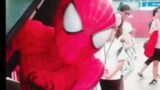 Spider-Man ที่ตุ้งติ้งสุดเหวี่ยงในงาน Comic Expo ผู้หญิงเลวที่ขโมยชุดแมลง