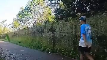 Lari 100K