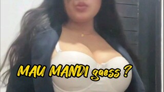 mau mandi ... ikut ?  #realperson