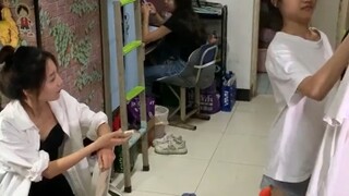 “Bán gạo”
