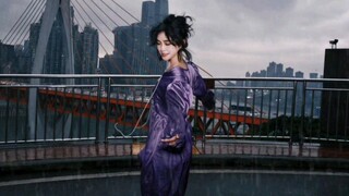 No need to wait for an umbrella☔ "Let's dance on a night of torrential rain!" | Atmospheric vibes