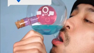 喝血瓶 Drinking Potion