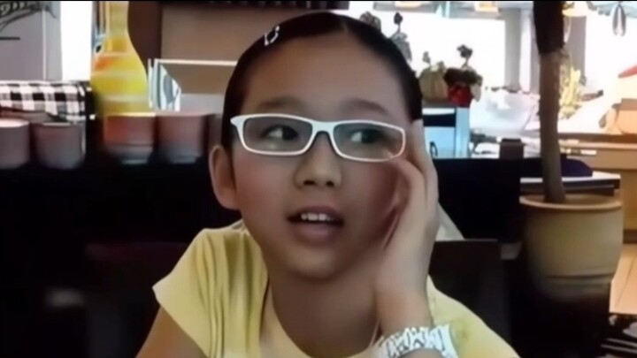 ฉากที่เบลอๆ ไม่เพียงรวมถึงเบื้องหลังเท่านั้น แต่ยังรวมถึงวัยเด็กของฉันด้วย