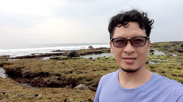 Berwisata Keindahan Pantai Taman Manalusu Cikelet Garut  Selatan