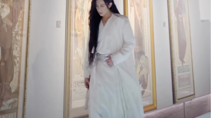 ใส่กระโปรงหม่าเมี่ยนไปชมงานนิทรรศการ กระแสวัฒนธรรมจีนต่างหากคือท็อปฟอร์ม