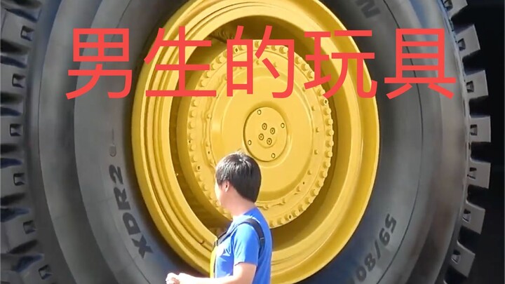 This remote-control car is insanely big!